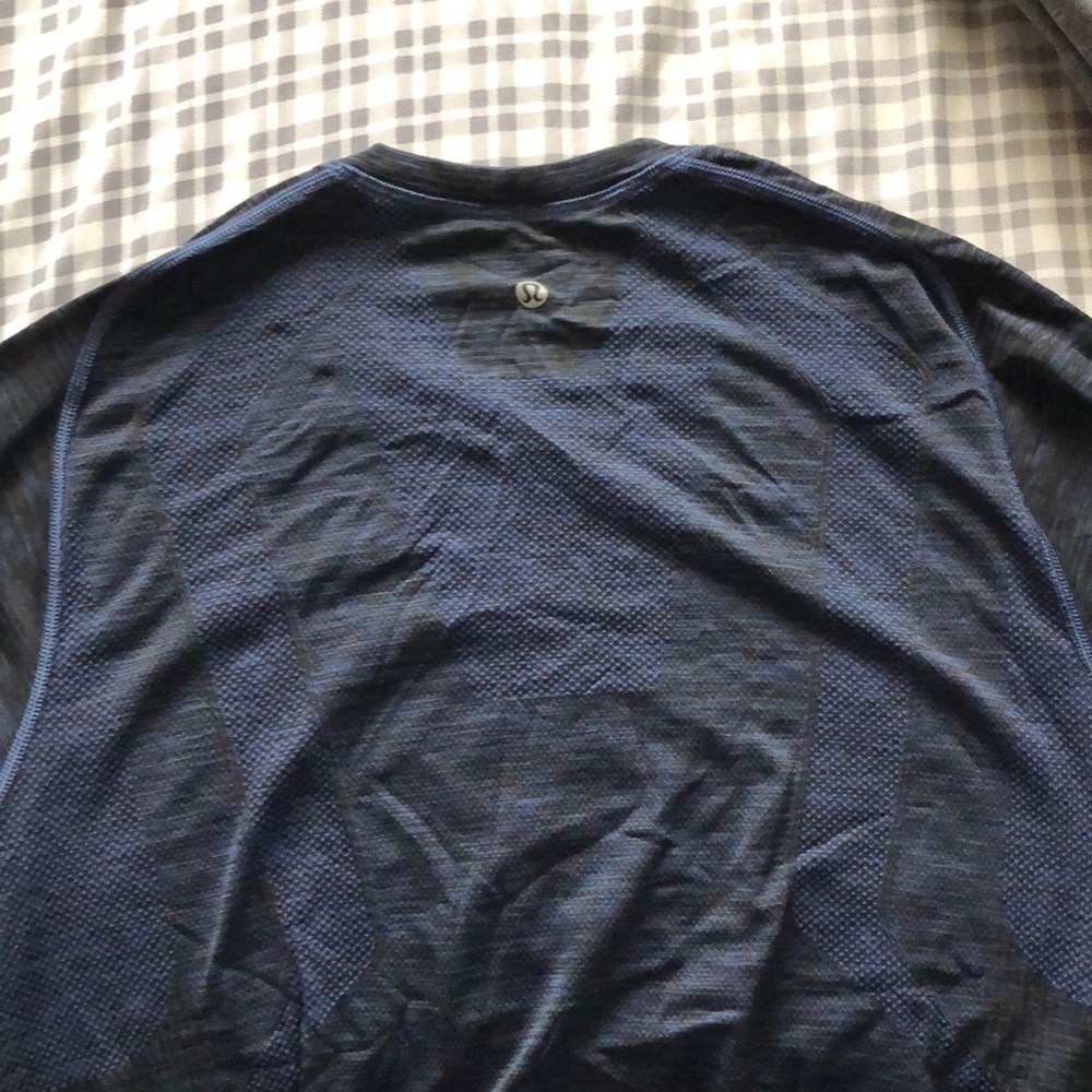 Lululemon men’s metal tech T-shirt